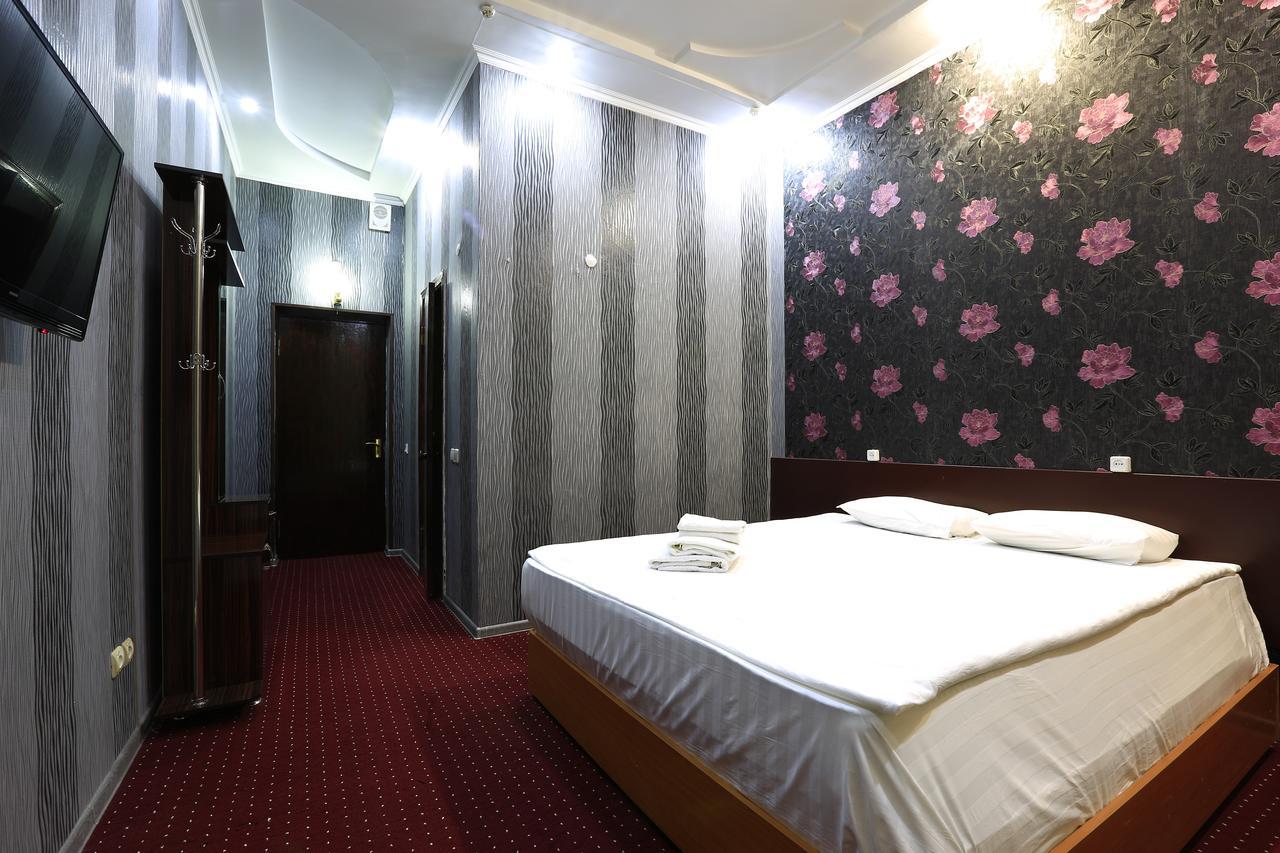 Hostel Raddus-Jss Tashkent Exterior photo